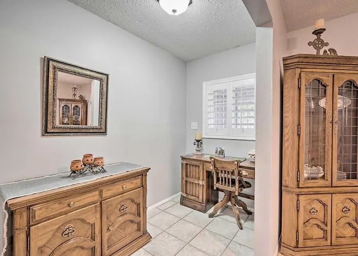2 Mi To Old Town Scottsdale: W/ Pool Table!